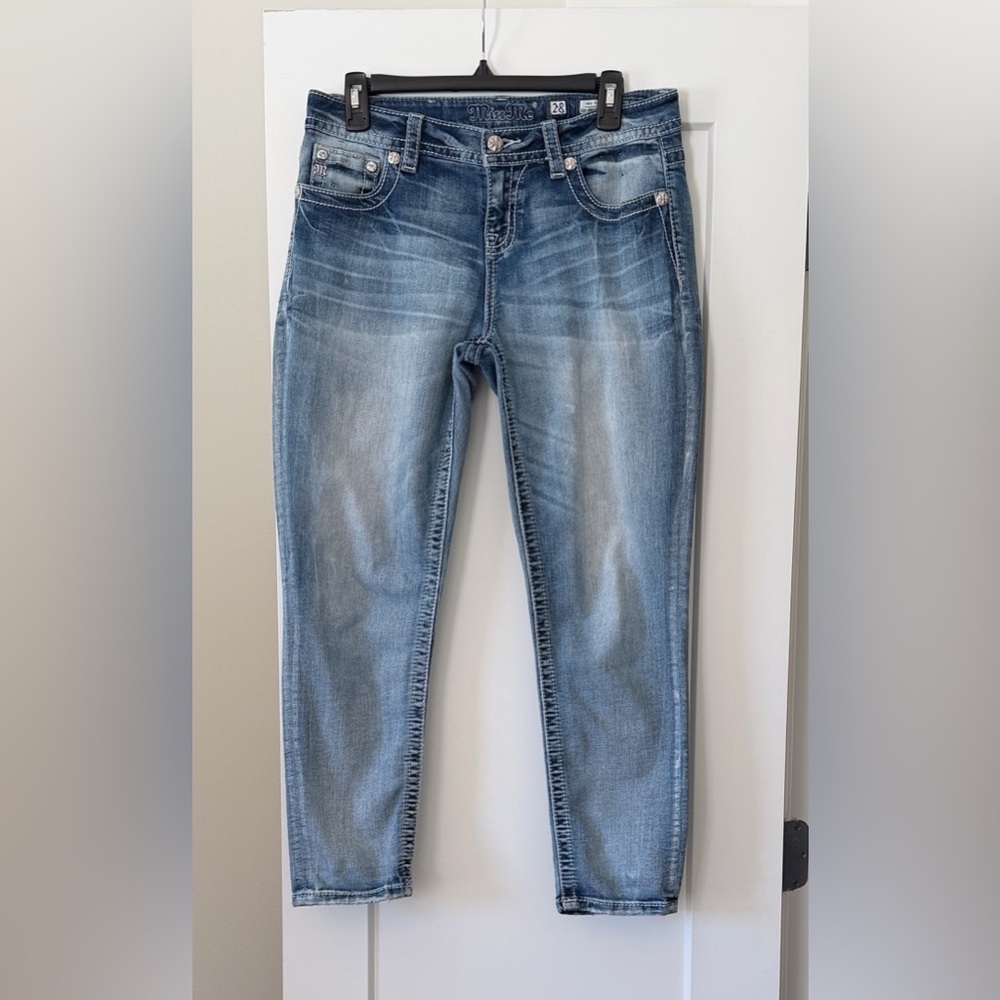 Miss Me Mid-Rise Easy Ankle Skinny Jeans, size 28